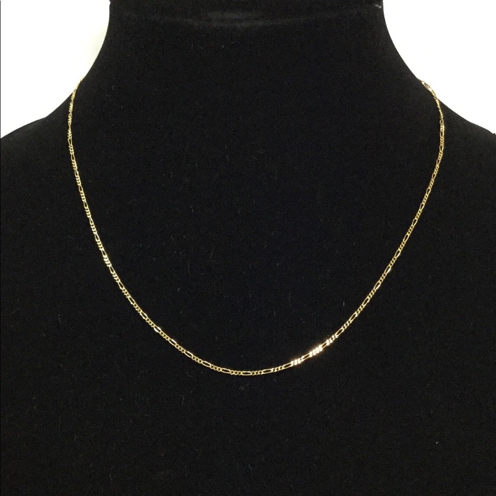 🌟 Solid 18K Gold Figaro Chain Necklace
